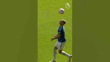 Richarlison Showboating Vs Manchester United 