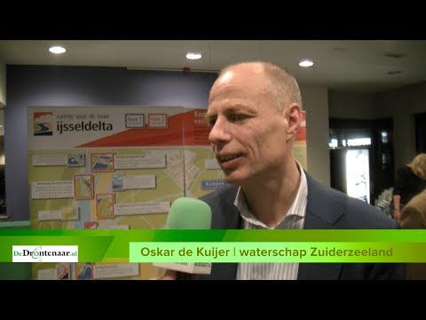 VIDEO | Roggebotsluis weg en Drontermeerdijk dubbel zo hoog: „Het wordt alleen maar beter”