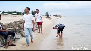 Armada-Harusnya Aku Versi Viva Video