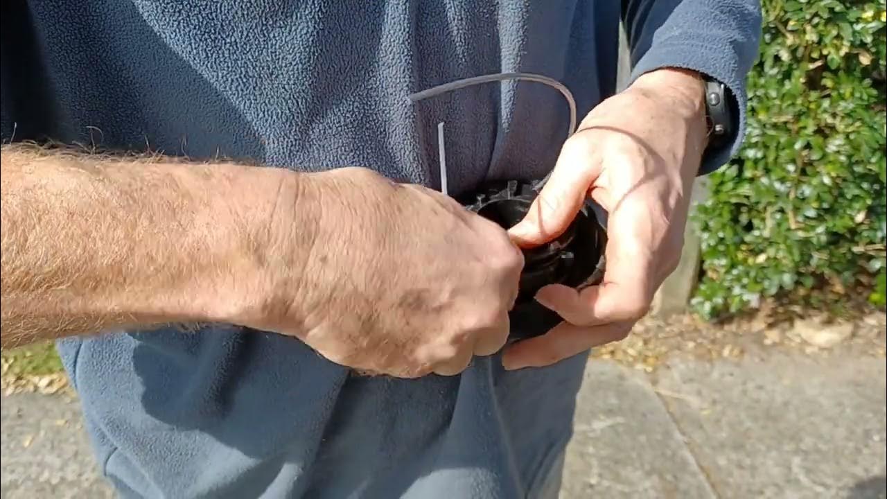 SST Gardens Honda Straight Shaft Whipper Snipper Line Replacement - YouTube