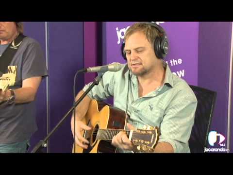 Download Steve Hofmeyr 'Laaste Lag' Unplugged on Martin Bester Drive