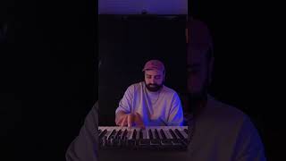 Late night cooking…had to flip this vibe 🌙🎹 #beatmaker #producer #musicproducer #akai #producerlife
