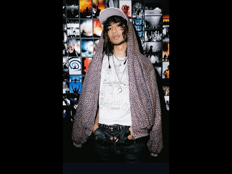 Charli Xcx Everything Is Romantic Featuring Caroline Polachek ISOxo Remix