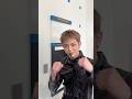 本日 &TEAM が #DayDay.生出演📺スタジオに入る様子をお届け！最新曲「#GoodBoy (Japanese ver.)」をTV初 生披露してくれました🐺❤️‍🔥