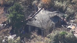 未明に住宅全焼、4人死亡 山口市の山間部