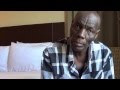 Capture de la vidéo Oliver Mtukudzi Interview For 2013 Summer Shows