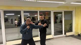 Intercepting and Proper Footwork in Wing Tsun – Master Control and Avoid Getting Hit
