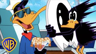 Looney Tunes Po Polsku 🇵🇱 |  Głupiutki Daffy! | @Wbkidsinternational