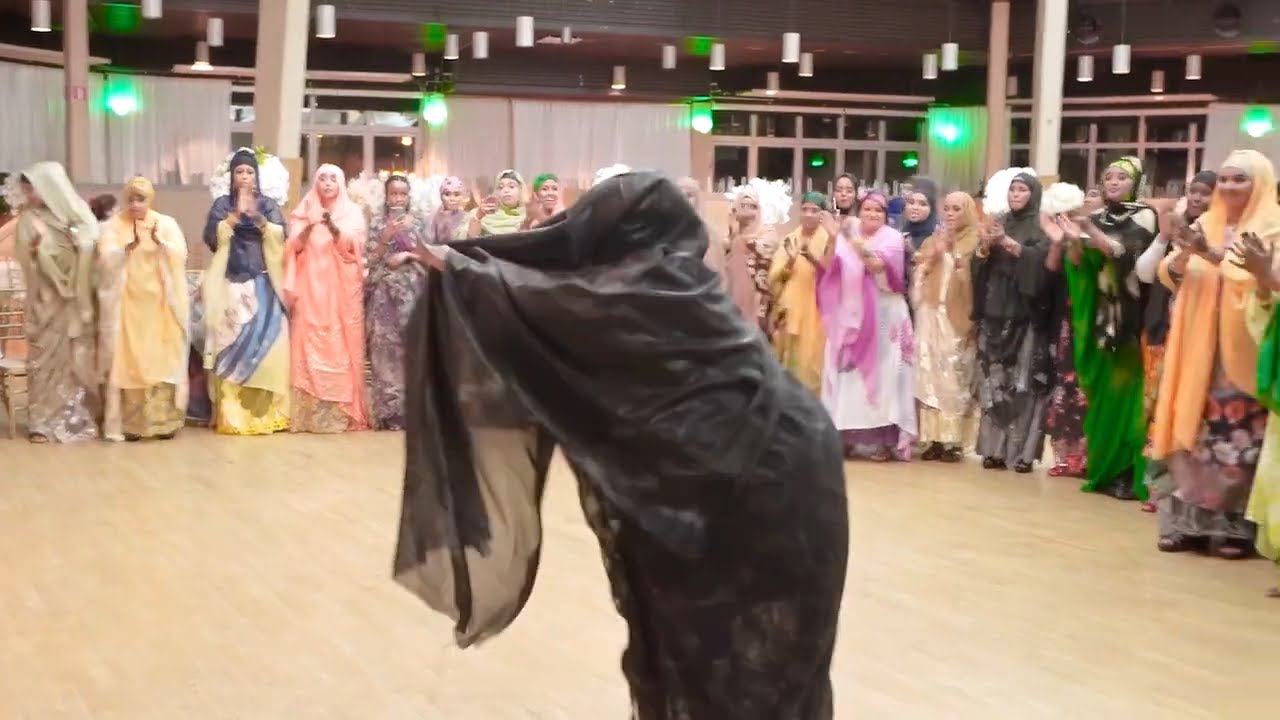 BURAANBUR CUSUB. CIYAAR BAXAR AH