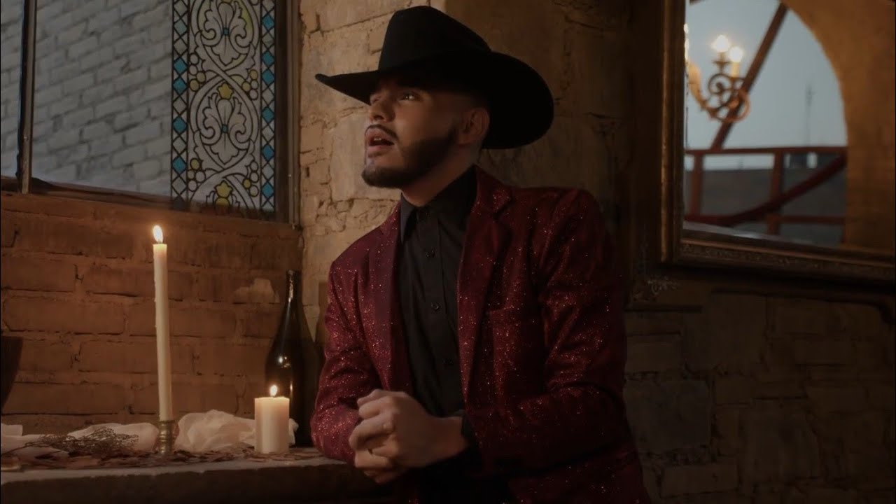 在 YouTube 上觀看「Te Besé - Los Contrabandistas x Milagro」 在 YouTube 上觀看「Te Besé - Los Contrabandistas x Milagro」