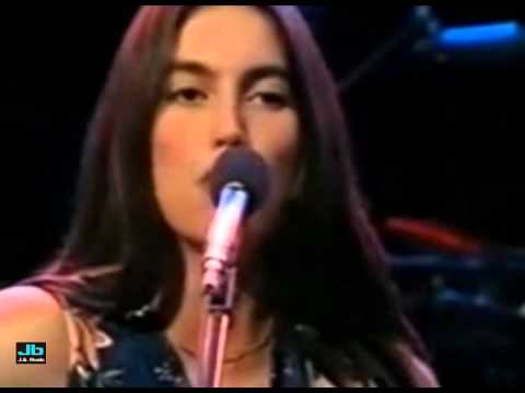 Emmylou Harris - I'll Be Your San Antone Rose (The Old Grey Whistle Test Show - Dec 4, 1977)