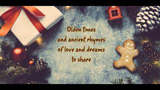 Christmas time is here - Daniela Andrade (Lyrics+Vietrans)