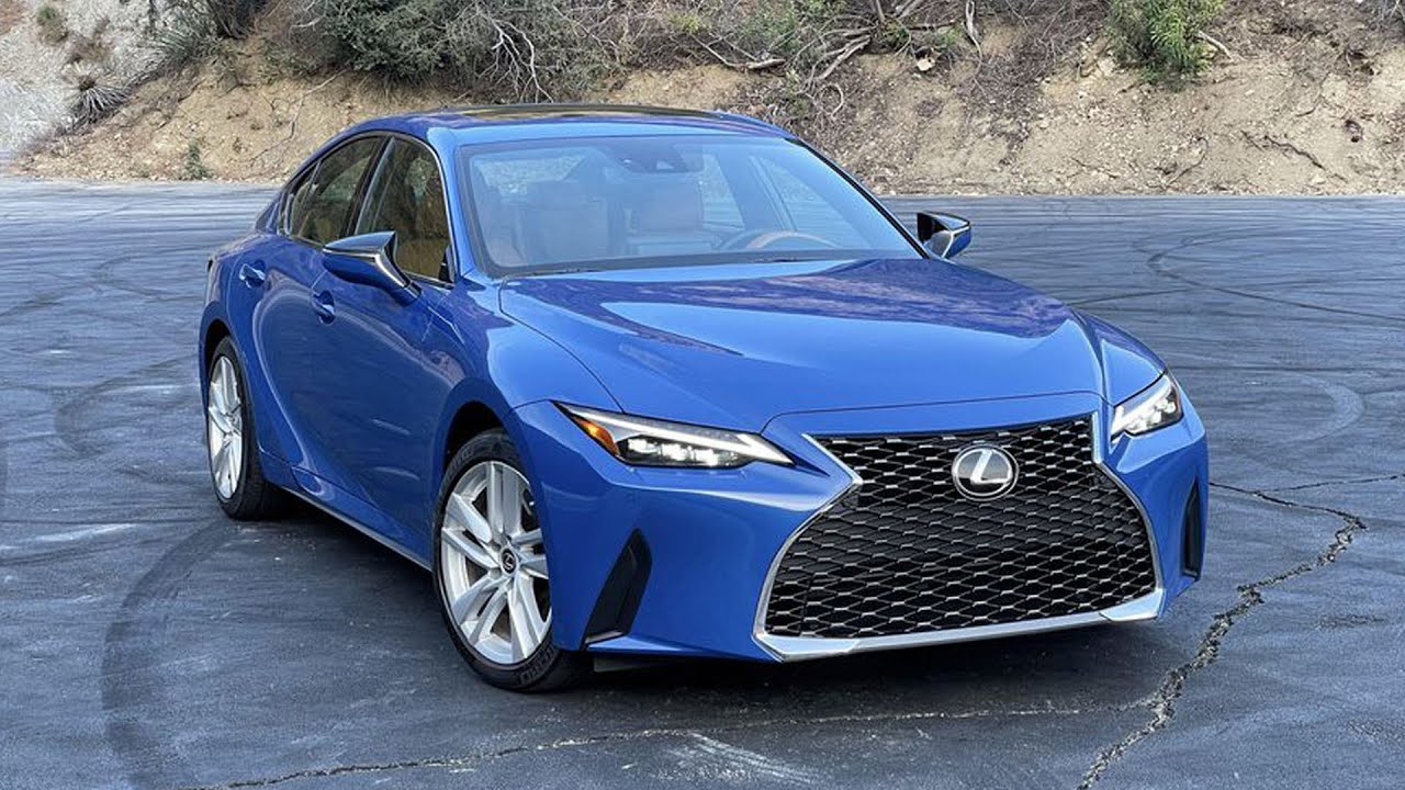 Lexus is 300 2021