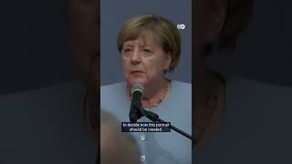 Merkel's official portrait unveiled | DW News