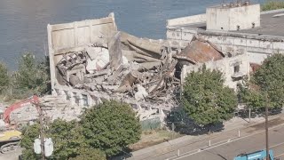 Drone video shows what's left of Centennial Mills warehouse mid-demolition