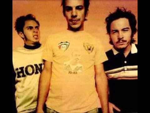 Titan — Titán - C'mon Feel The Noise