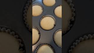 Vegan vanilla cupcakes