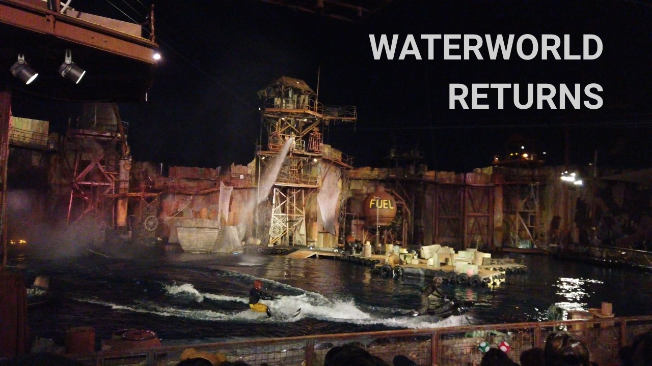 Waterworld Full Stunt Show at Night | Universal Studios Hollywood