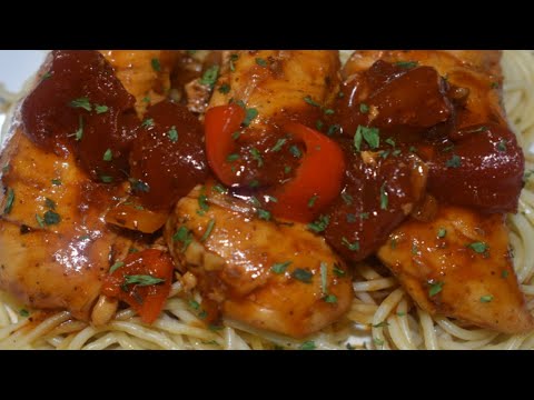 Video: How To Make Chicken Fillet Goulash