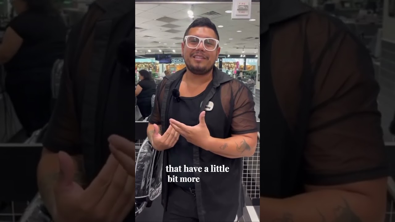 Find out how often you should wash your hair 💆‍♀️💆‍♂️💆 You can book with Johnny at our First