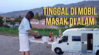 PERTAMA KALI MASAK MAKANAN INDONESIA DI DESA, MASAK DI DEPAN MOBIL CAMPERVAN  #14