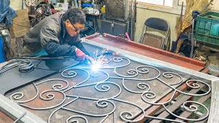 Process of Making Giant Iron Gate. Ironworks Master in Korea