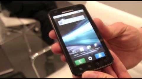 Motorola Atrix, webtop and dock, demo at MWC 2011 - Test-Mobile.fr
