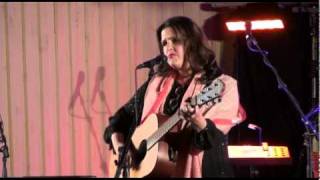 Maria McKee - Show Me Heaven live 2009 chords