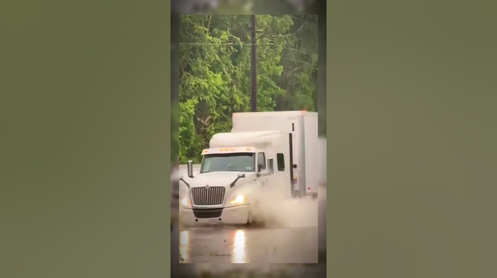 18-wheeler gets swallowed up by flooded roadway in Houston #news #foryou #usa