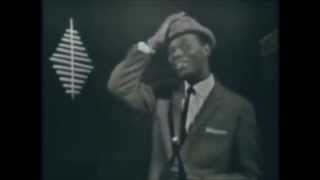 Video thumbnail of "Nat King Cole -  Acércate Más (Come Closer to Me)"