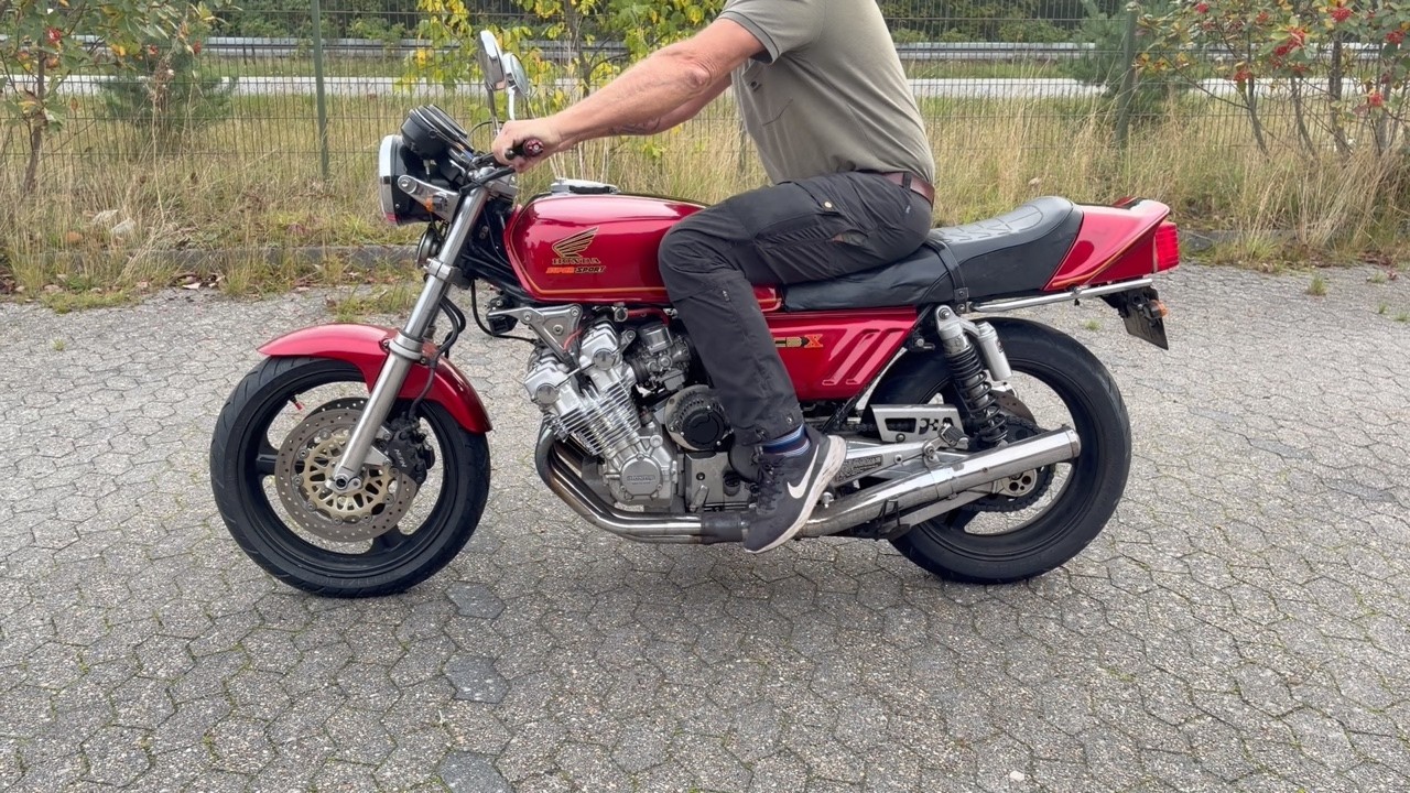 Køb Veteranmotorcykel Honda CBX 1000 på Klaravik - YouTube