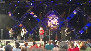 Max watches Live, Plain White T's, 1st time played live, Let's Lay Low, Epcot Disney 2019