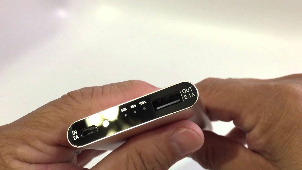 Plate 9000, The Slim 9000mAh Li-Polymer Battery Pack, Smart IC 2.1A Power Bank by Wirelessky