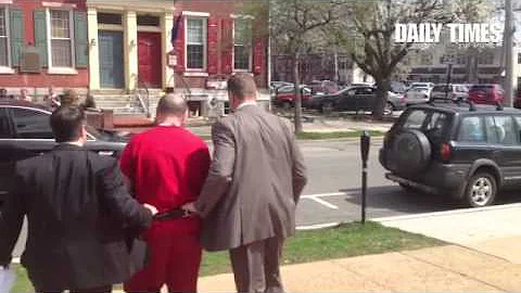 Daniel Grafton charged in beating death of girlfri...