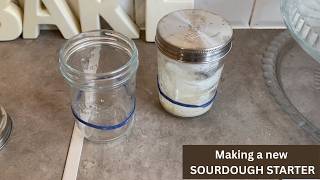 Sourdough starter feeding beginner without scale  #SourdoughForBeginners  #SourdoughTips