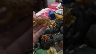 Desculpem o áudio mas o vídeo é mostrando todos os meus animais selvagens de brinquedo do zoológico