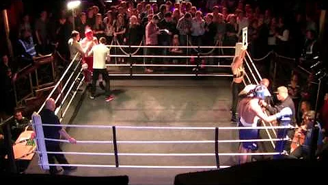 Fight 7 - Toby 'Frank The Tank' Turnage vs Barney ...