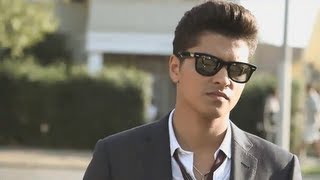 Video thumbnail of "Marry You - Bruno Mars (Subt. Español - Inglés)"