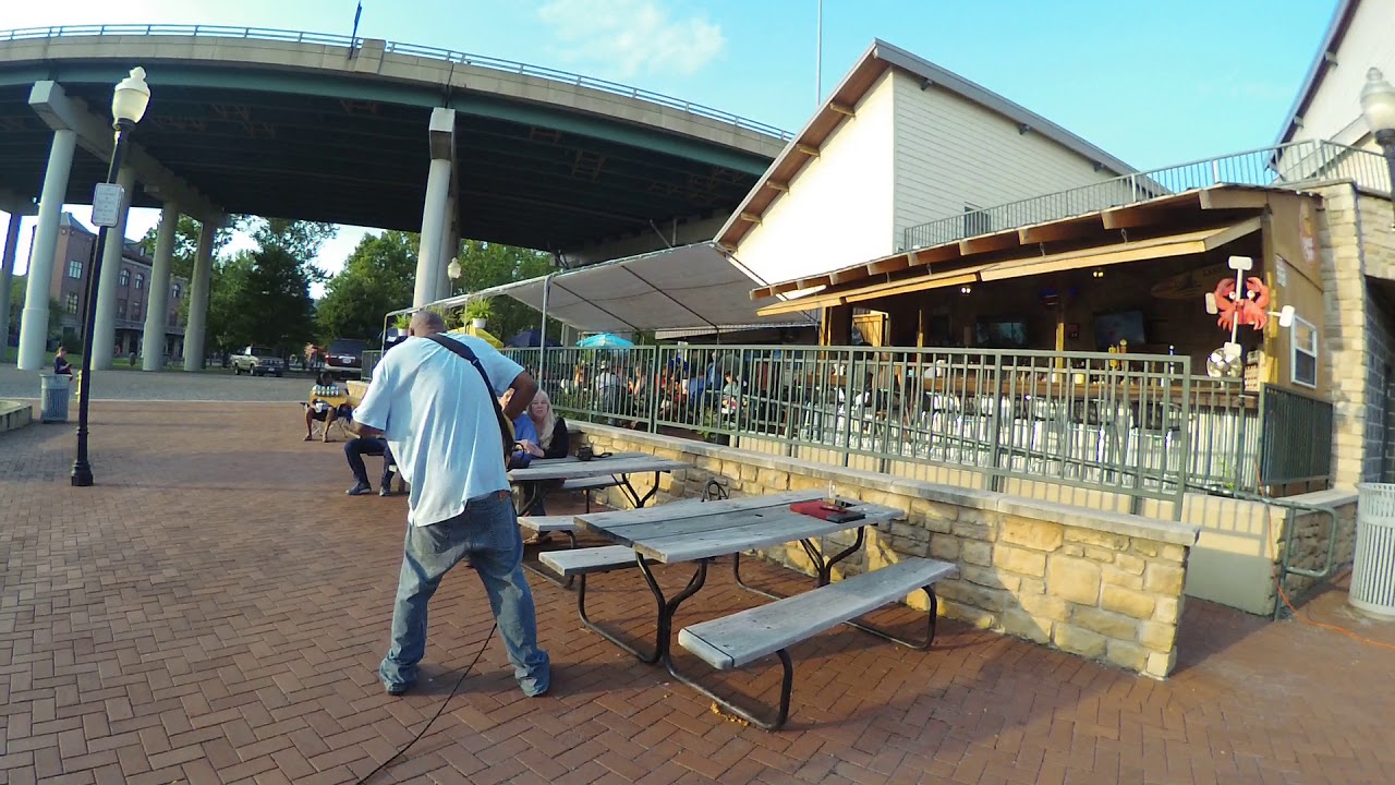 007 Bushmaster at The Crabby Pig 2017-08-26