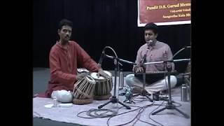 Raag shree presented by chaitanya shankar bhat, disciple of pt.
parameshwar hegde, at pandit d. s. garud memorial concert in
bangalore, on the 15th oct, 2...