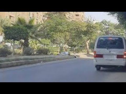 بالفيديو طفل يقود سيارة ميكروباص بسوهاج