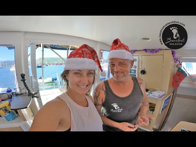 It’s Starting to Look a lot Like Christmas! (S3 E16 Barefoot Sail and Dive)