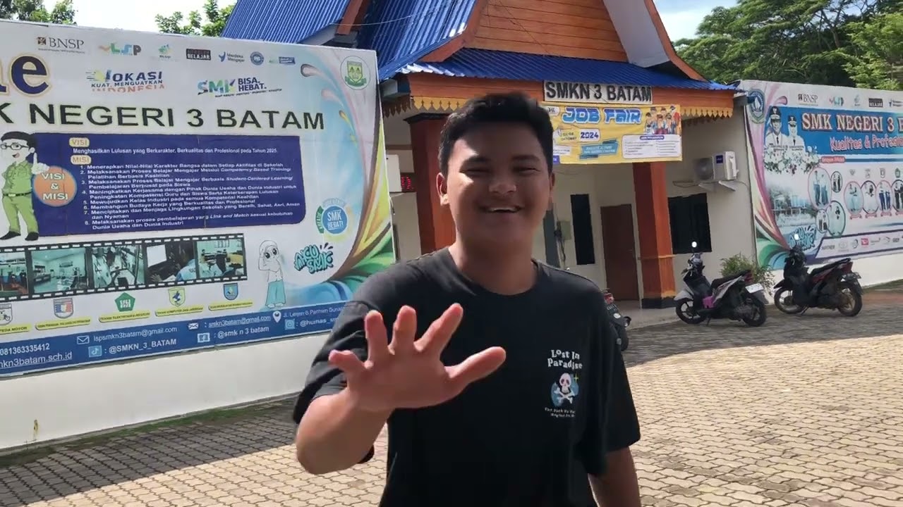 MENGENAL LINGKUNGAN SMKN 3 BATAM