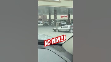 GREAT SCOTT! Delorean Time Machine spotted Buc-ee’s #backtothefuture #80s #shorts