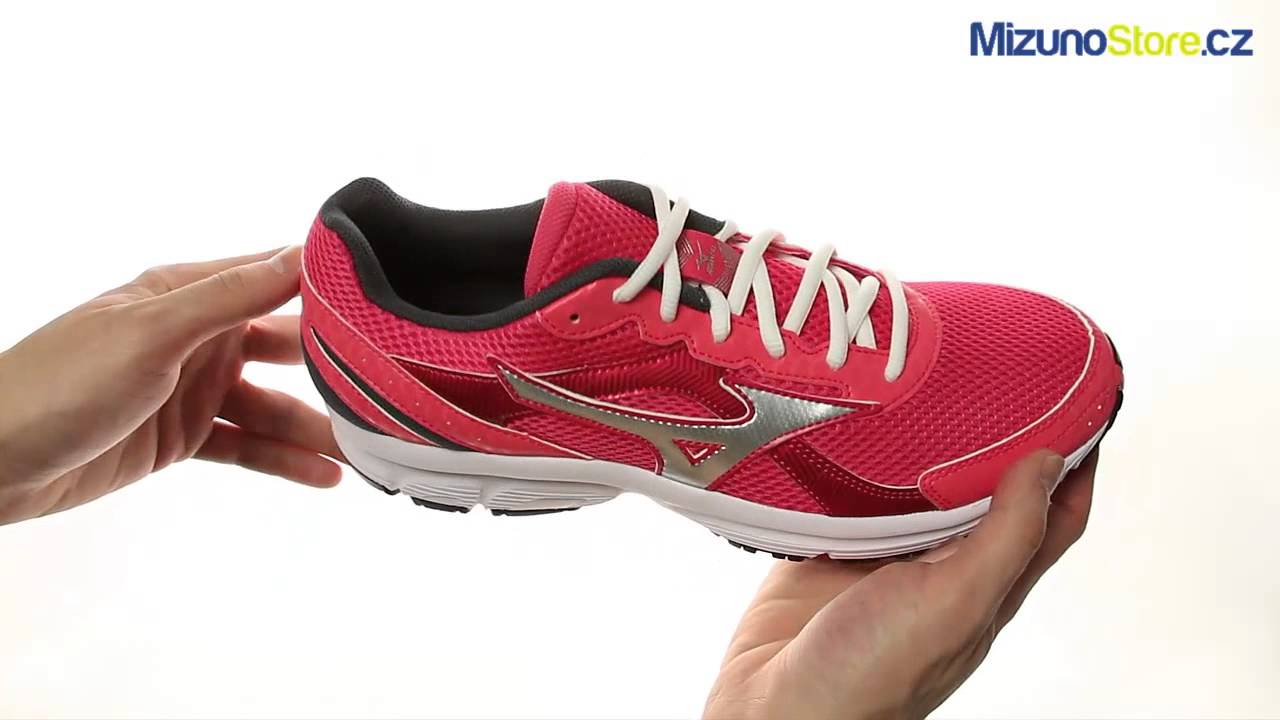 mizuno wave crusader