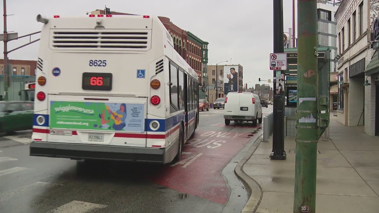 Lane Blocker Chicago to begin automatic ticketing of bus, bike lane blockers - YouTube