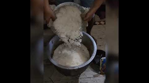 Pouring Rice to Biriyani Pot.. 😍😋