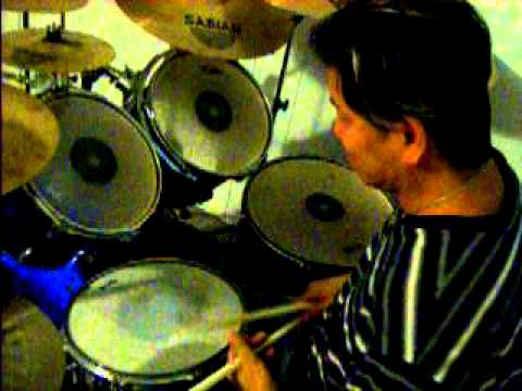 Buddy Rich's Famous Single  Stroke Roll 3 Hits At A Time By Darrell Bacon