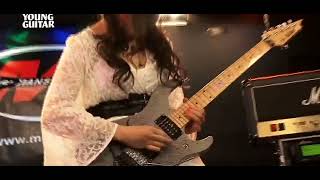 SAKI (Mary's Blood / NEMOPHILA / AMAHIRU) - YOUNG GUITAR Demonstration 「Marionette」