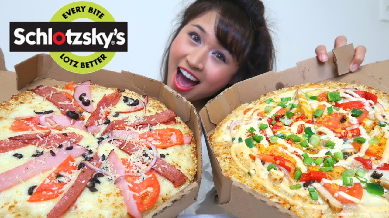 Trying Schlotzsky's NEW Pizza! Taste Testing Schlotzsky's Pizza Item